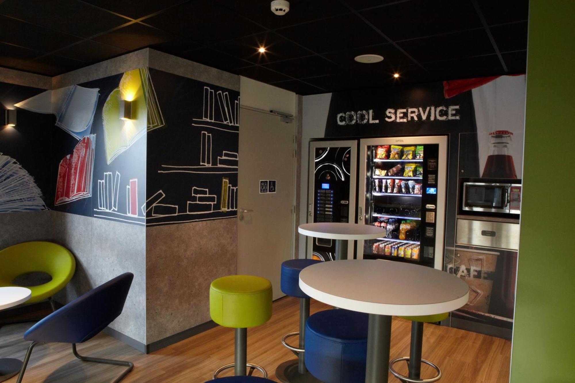 Ibis Budget Pontarlier Exterior foto