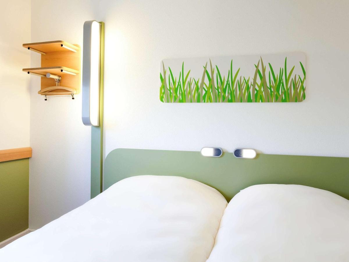 Ibis Budget Pontarlier Exterior foto